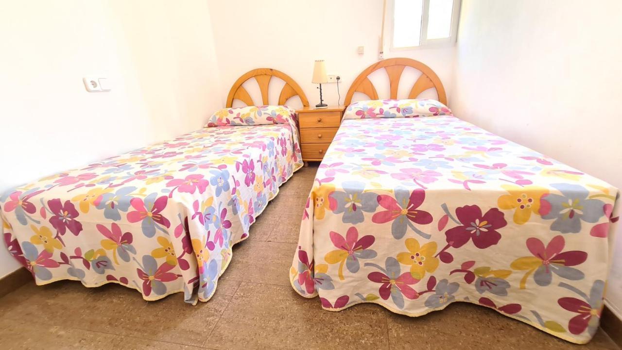 Bonanza - 40 Metros De La Playa! Appartement Gandía Buitenkant foto