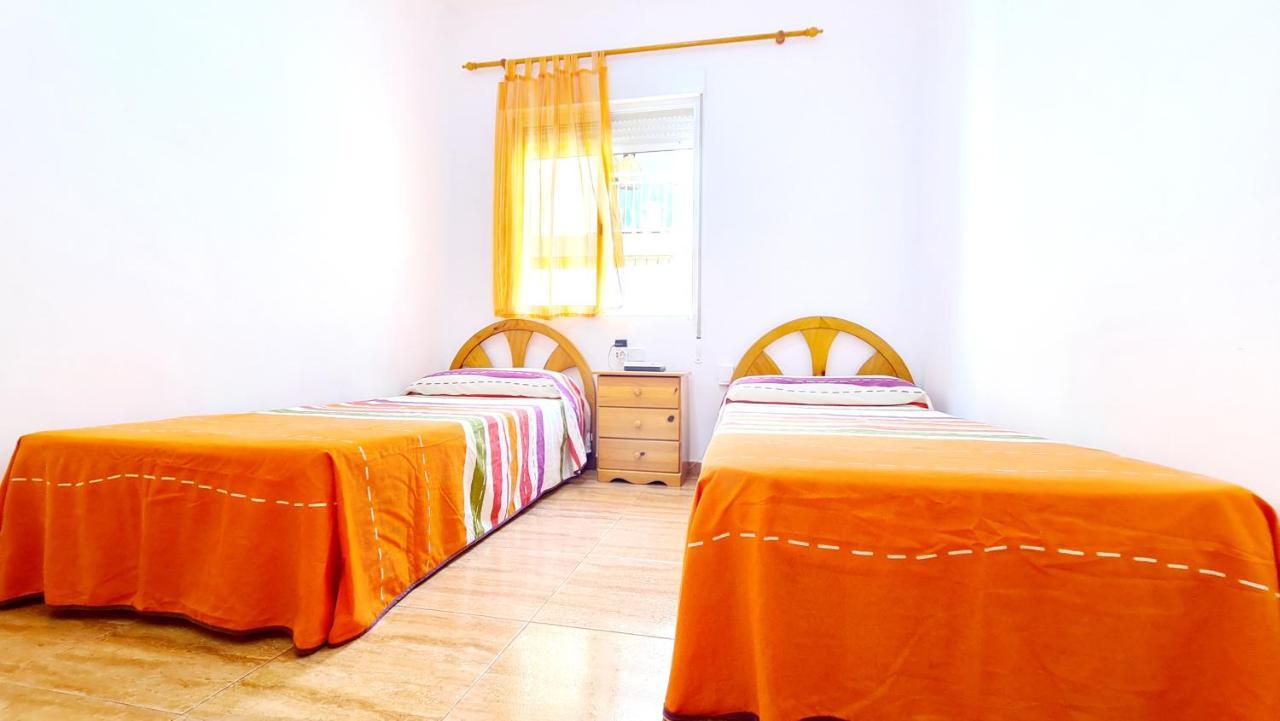 Bonanza - 40 Metros De La Playa! Appartement Gandía Buitenkant foto