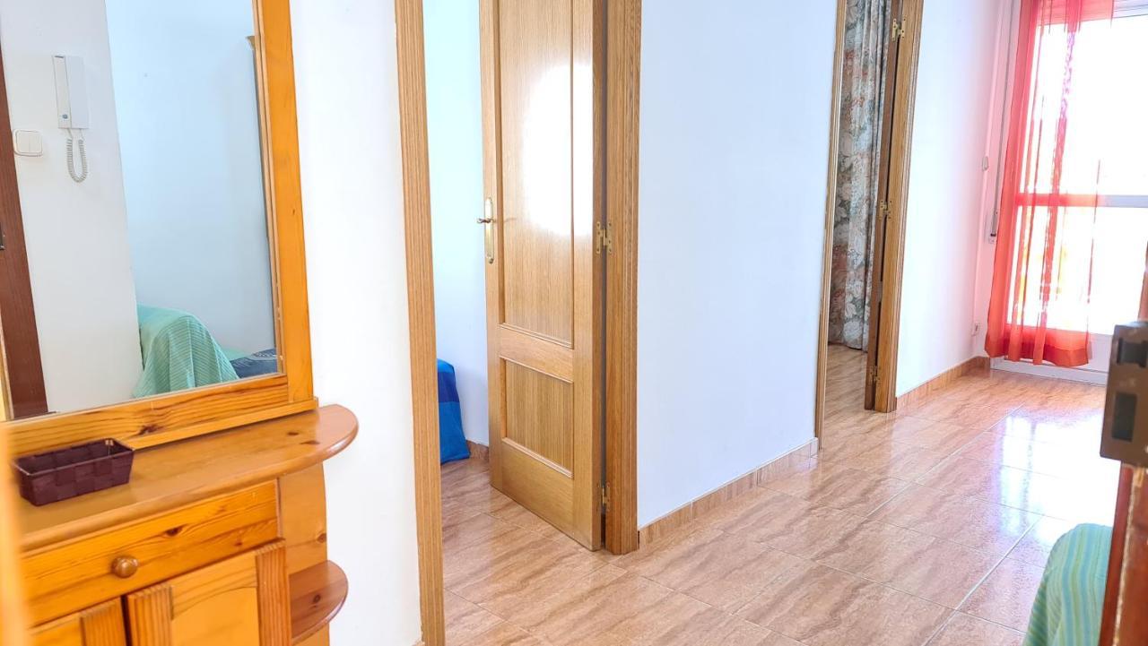 Bonanza - 40 Metros De La Playa! Appartement Gandía Buitenkant foto